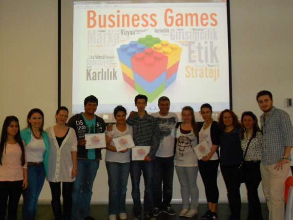İEÜ İşletme Bölümü “Business Games” ile Genç İşletmecilerle Buluştu