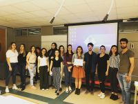 İç Mekan Tasarımı Programı, İzmir Ekonomi Üniversitesi Meslek Yüksekokulu bünyesinde sürdürülmekte olan "Çıraklar Ustalara Soruyor" etkinliği kapsamında Mimar Ece Uyar Aktaş'ı ağırladı. 