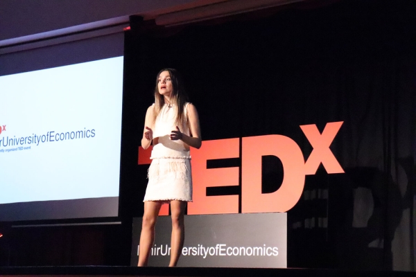TEDx IS AT IZMIR UNIVERSITY OF ECONOMICS