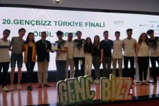 Genç girişimcilerin tasarımları İEU’da yarıştı 