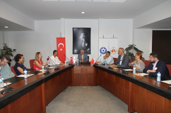 İzmir Ekonomi Üniversitesi ile Euro Gıda’dan eğitime destek için örnek iş birliği 
