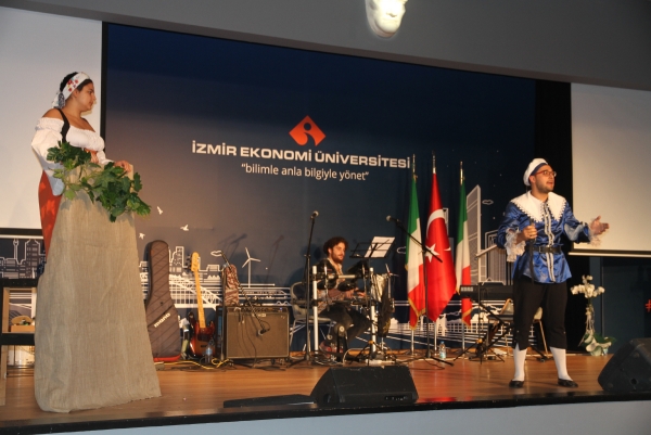 ‘Italian’ night at Izmir University of Economics