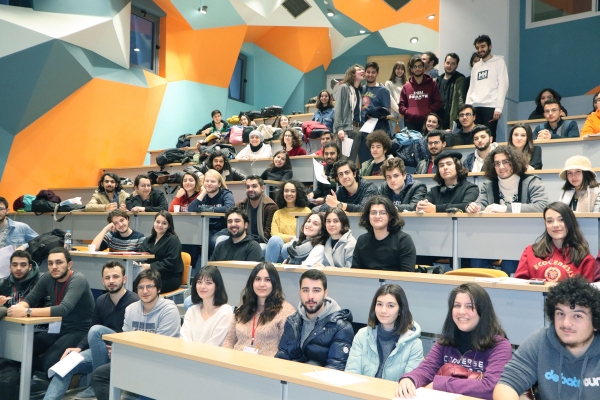 ‘Debate’ excitement at Izmir University of Economics