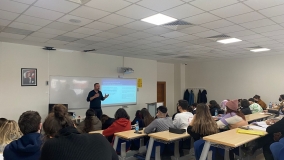 As part of the seminar series, IUE Department of English Translation and Interpreting, Faculty of Arts and Sciences, hosted Assoc. Prof. Mehmet Şahin from Boğaziçi University.