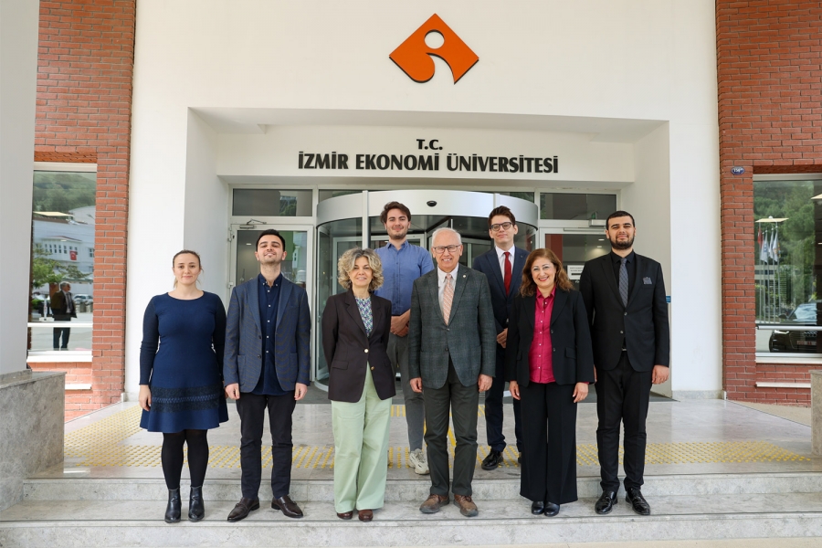 İzmir Ekonomili Hukukçular, Viyana'da Ülkemizi Temsil Etti