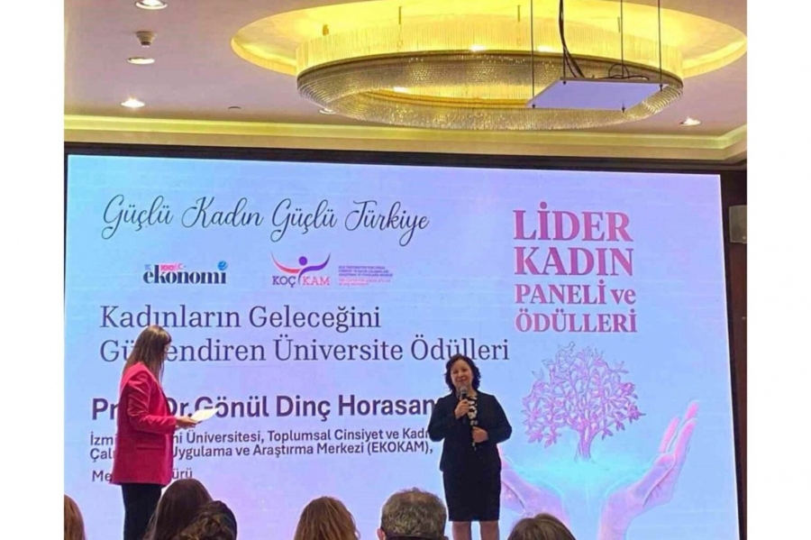 "Kadınların Geleceğini Güçlendiren Üniversite" Ödülü
