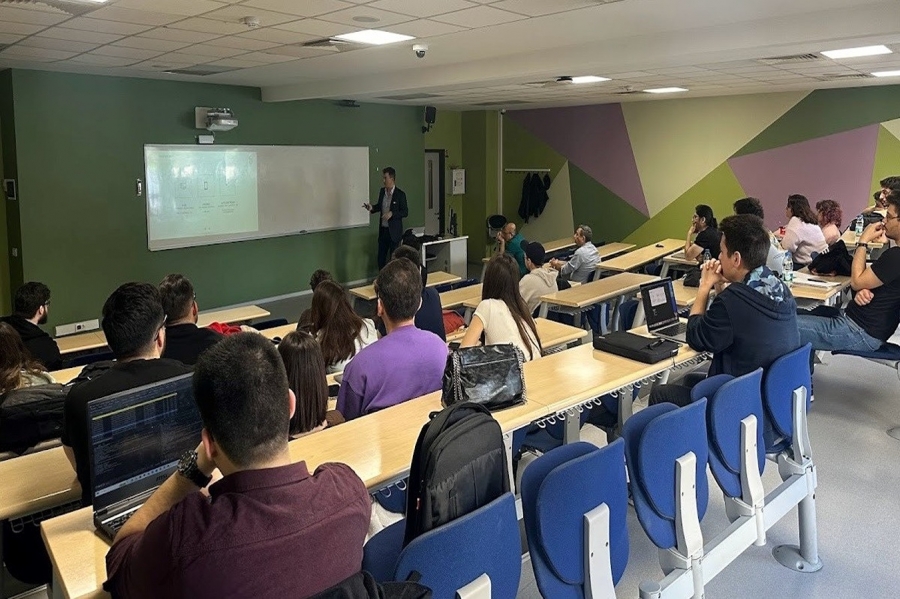 Visit of broadAngle in Izmir University of Economics