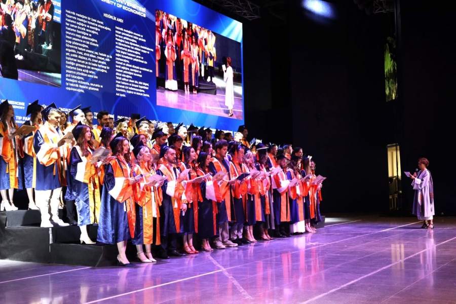 They Received Their Diplomas and Recited the ‘Physician’s Pledge’