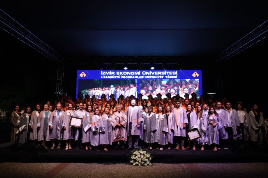 The leaders of the future received their diplomas