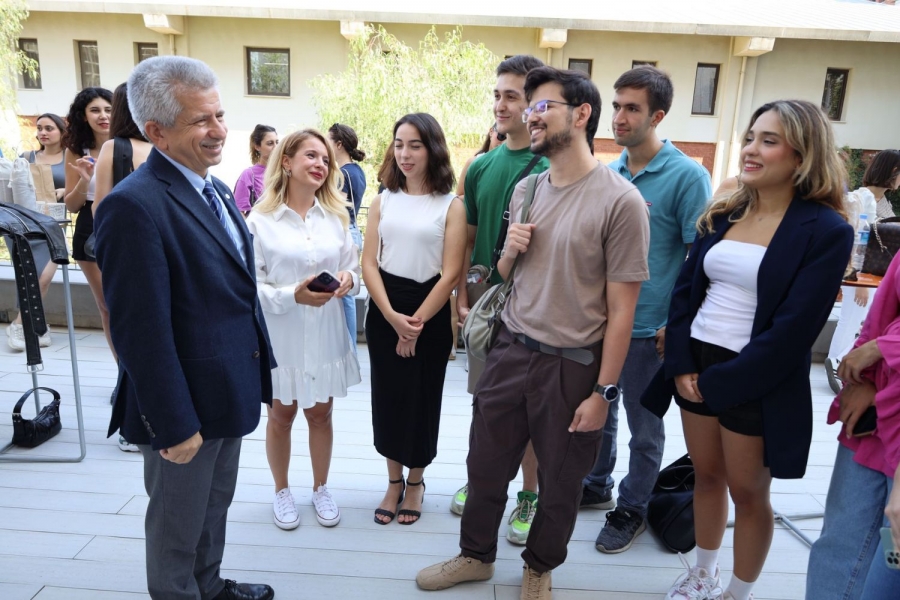 İzmir Ekonomi'de Başladı, Türkiye'ye Yayıldı