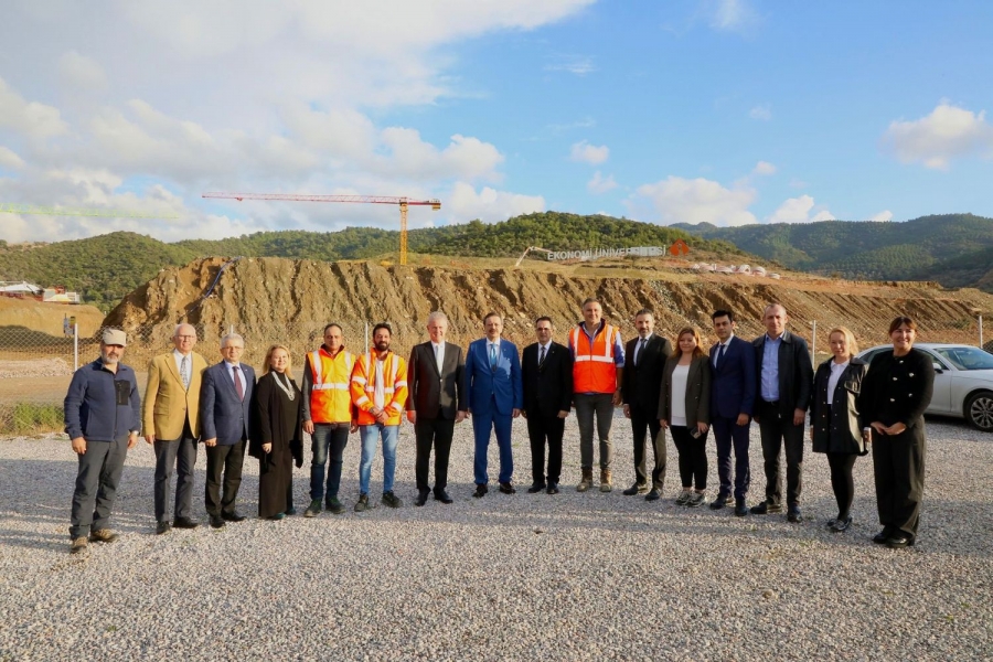 "İzmir, Örnek Bir Eğitim Üssü Kazanıyor"